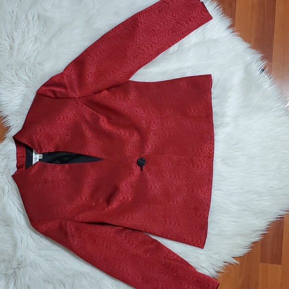 Jones Studio Jackets & Blazers - Jones Studio red blazer
